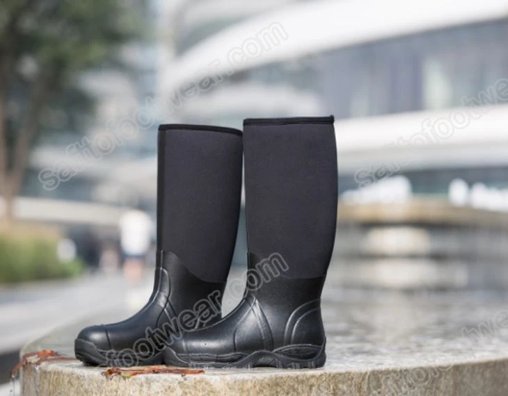 Comfortable And Stylish Lifestyle Rubber Boots